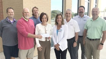 Effingham New Car Dealers Association donates to SBL Specialty Pavilion